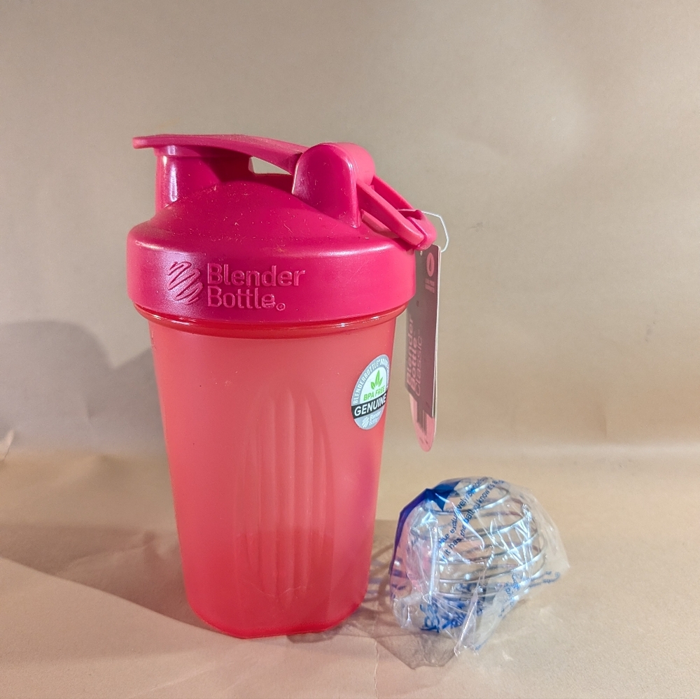 Blender Bottle for Gym / Fitness Protein Shakes